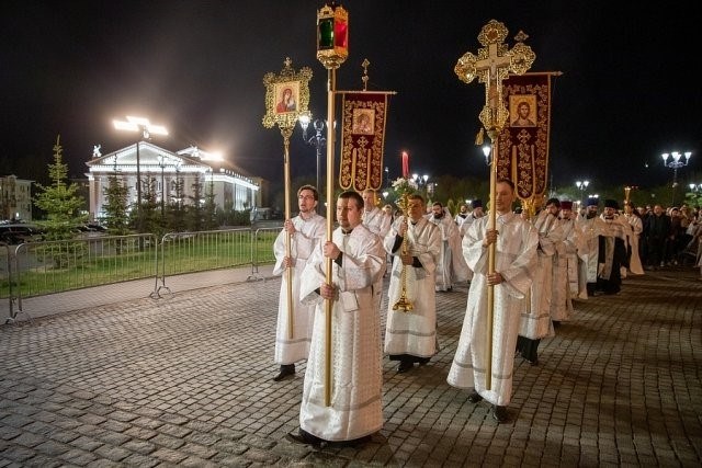 Можно ли в этот день ходить в гости?